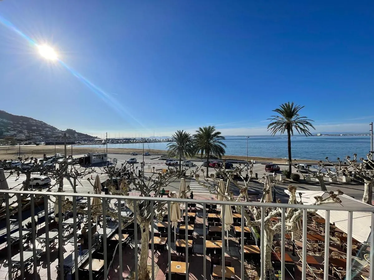 Apartaments Voramar Roses